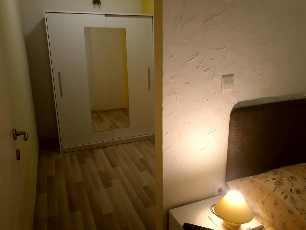 Pia Apartment Dugi Rat Buitenkant foto